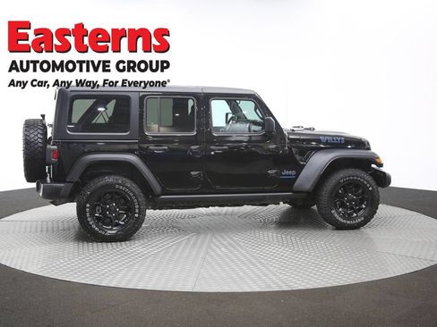 Used 2023 Jeep Wrangler Unlimited w/ Cold Weather Group AWD/4WD image 44