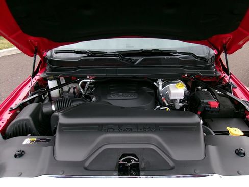 Certified 2026 RAM 2500 Big Horn AWD/4WD image 18