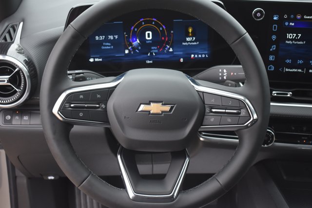 New 2027 Chevrolet Equinox LT w/ Safety and Technology Package FWD image 18