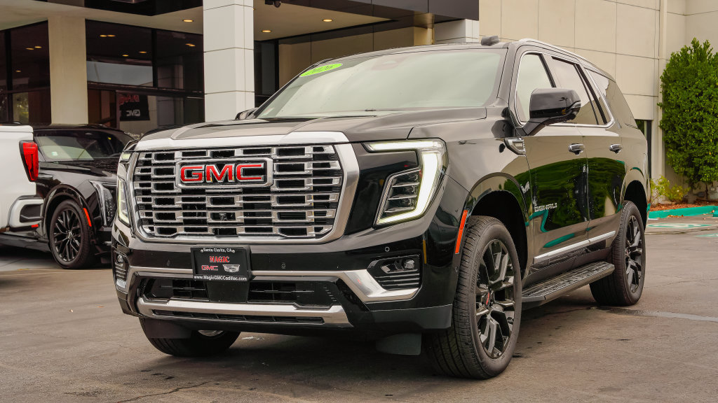 New 2026 GMC Yukon Denali w/ Advanced Technology Package AWD/4WD image 2