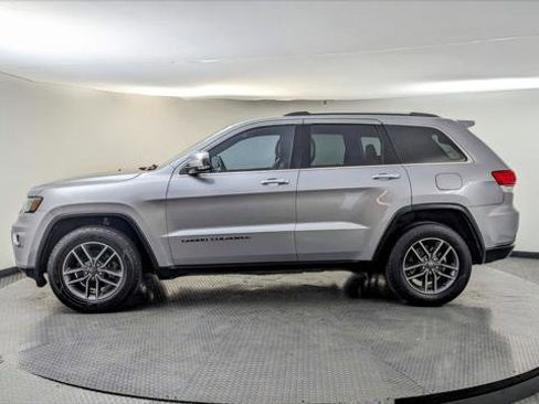Used 2019 Jeep Grand Cherokee Limited w/ Luxury Group II image 3