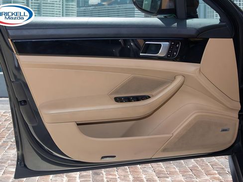 Used 2019 Porsche Panamera 4 AWD/4WD image 6