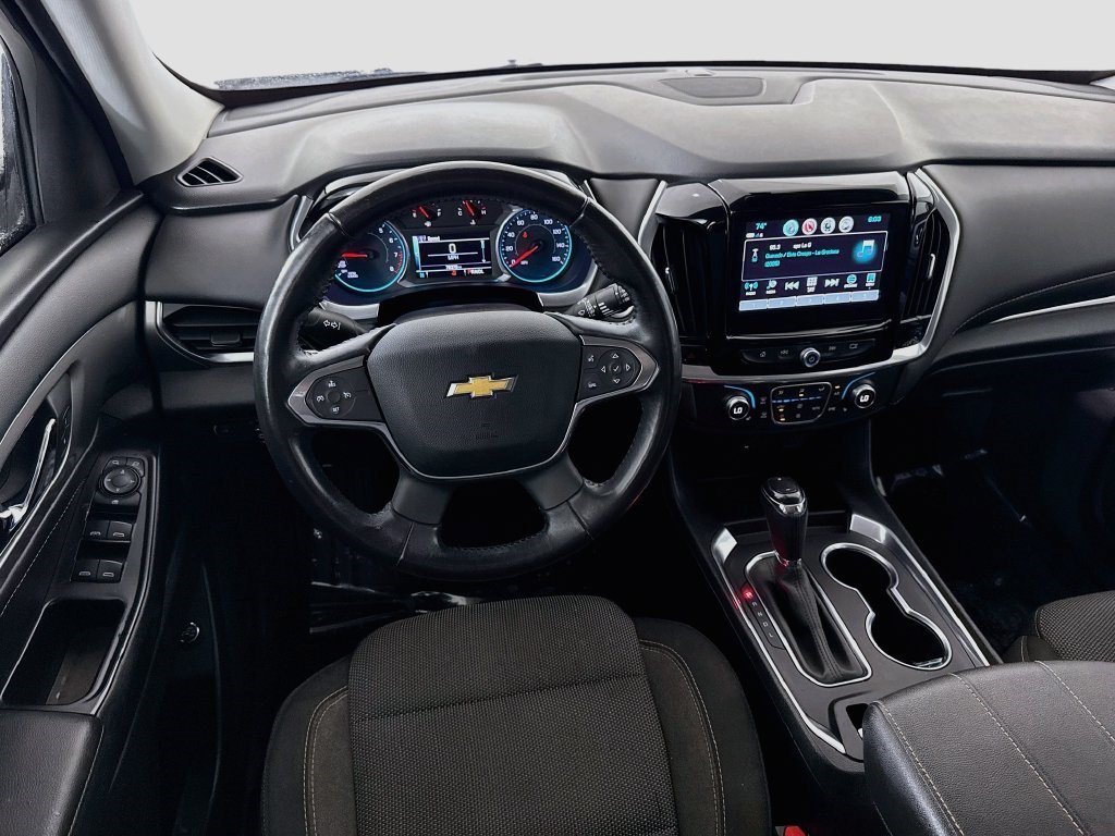 Used 2019 Chevrolet Traverse LT FWD image 16