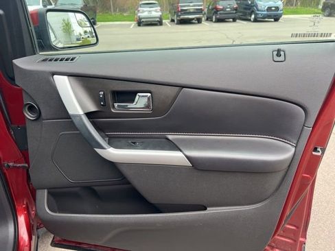 Used 2014 Ford Edge SEL AWD/4WD image 10