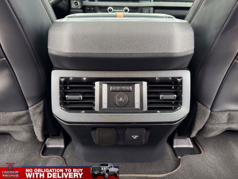 Used 2024 Ford F350 Platinum w/ FX4 Off-Road Package image 33