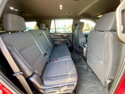 Certified 2025 Chevrolet Tahoe LS image 23