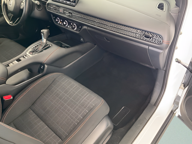 Certified 2025 Honda HR-V Sport image 24
