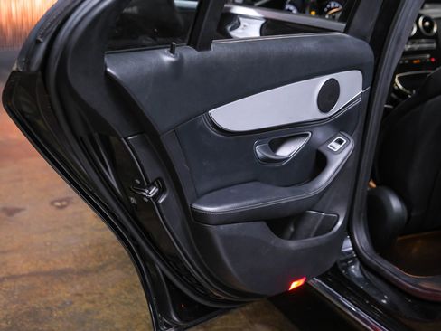 Used 2015 Mercedes-Benz C 300 Sedan image 41