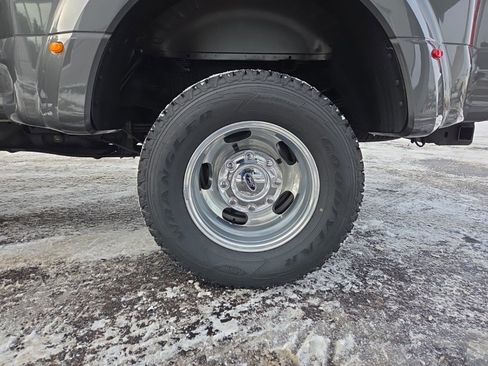 Used 2017 Ford F350 Platinum w/ Platinum Ultimate Package image 57