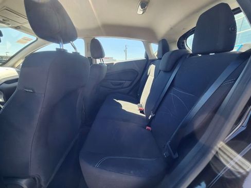 Used 2018 Ford Fiesta SE image 11