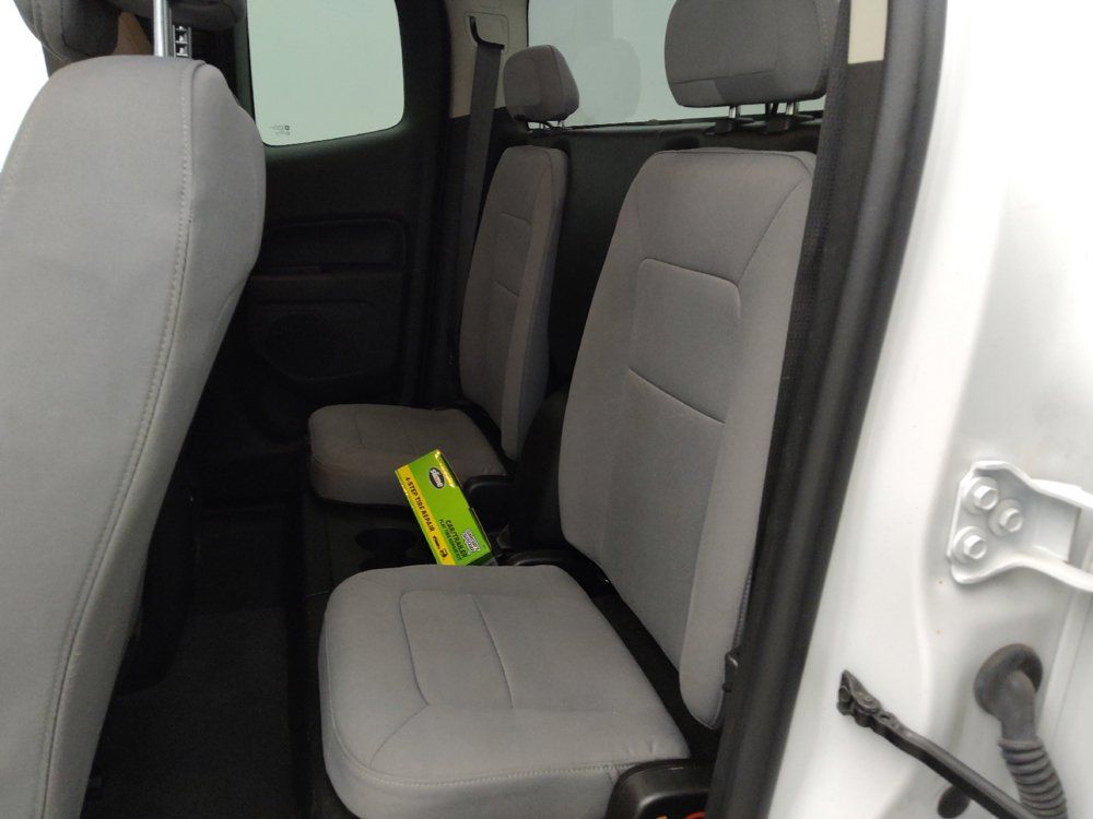 Used 2020 Chevrolet Colorado LT w/ Safety Package RWD image 19