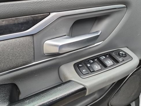 Used 2019 RAM 1500 Big Horn AWD/4WD image 10