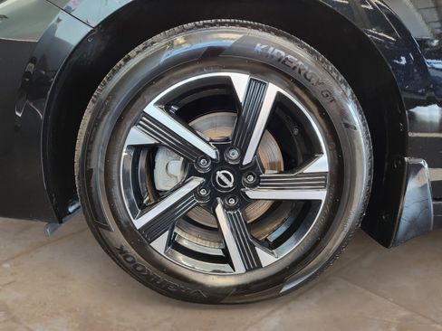Used 2025 Nissan Sentra SV w/ All-Weather Package FWD image 28