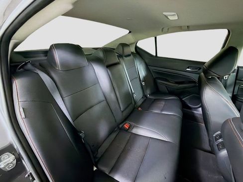 Used 2023 Nissan Altima 2.0 SR FWD image 29