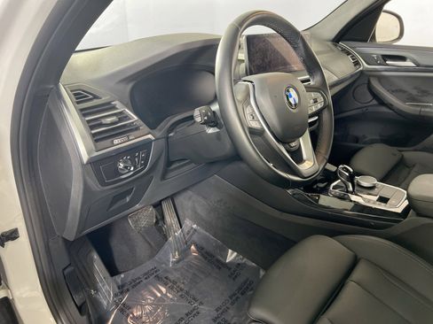 Used 2024 BMW X3 xDrive30i w/ Premium Package w/ZPA image 9