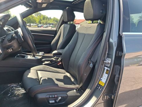 Used 2018 BMW 330i xDrive Sedan AWD/4WD image 13