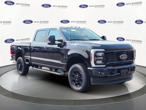 New 2026 Ford F250 Lariat w/ Black Appearance Package AWD/4WD image 7
