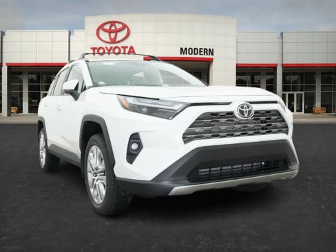 New 2025 Toyota RAV4 Limited image 31