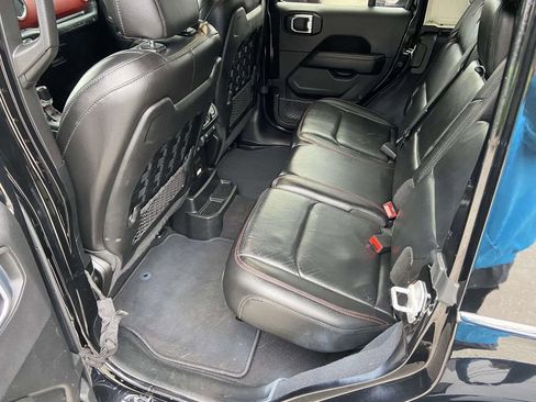 Used 2021 Jeep Wrangler Unlimited Rubicon image 13