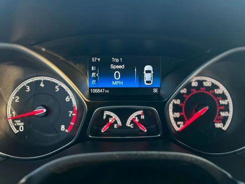 Used 2018 Ford Focus ST image 33