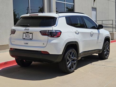 New 2026 Jeep Compass Latitude AWD/4WD image 3