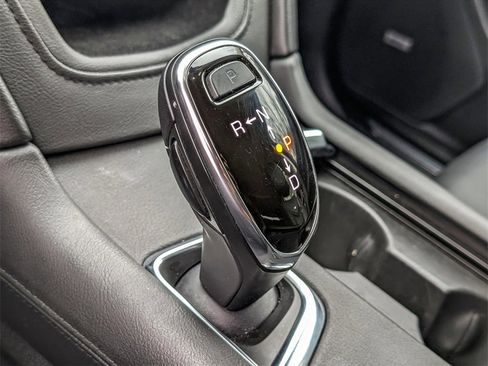 Used 2019 Cadillac XT5 Premium Luxury image 27