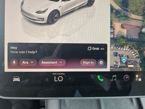 Used 2023 Tesla Model 3 Standard Range RWD image 42