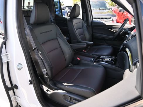 Used 2023 Honda Ridgeline Black Edition image 25