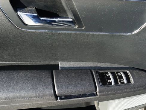 Used 2011 Mercedes-Benz S 550 image 16
