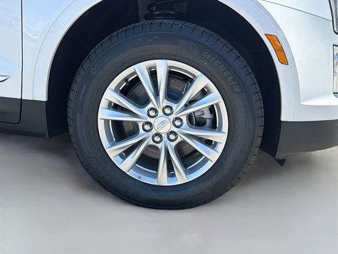 New 2026 Cadillac XT5 Luxury w/ LPO, Floor Liner Package image 31