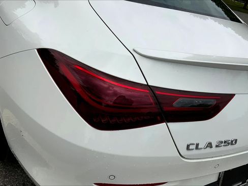 Certified 2025 Mercedes-Benz CLA 250 4MATIC image 18