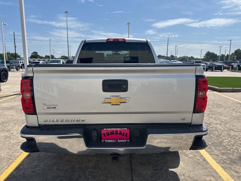 Used 2015 Chevrolet Silverado 1500 LT w/ Texas Edition, 1LT Trim RWD image 3