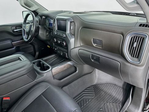Used 2022 Chevrolet Silverado 1500 LTZ w/ LTZ Premium Package AWD/4WD image 32