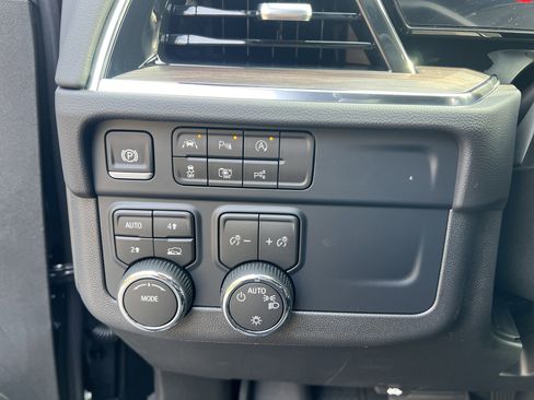 New 2026 Chevrolet Tahoe LS image 18