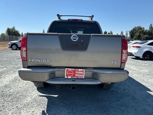 Used 2006 Nissan Frontier LE w/ (X01) Leather Pkg RWD image 8