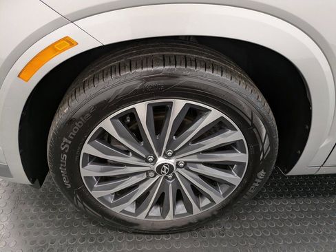 Used 2024 Hyundai Palisade Calligraphy AWD/4WD image 7
