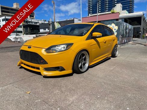 Used 2013 Ford Focus ST FWD image 1