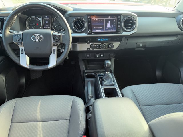 Used 2022 Toyota Tacoma SR5 RWD image 23