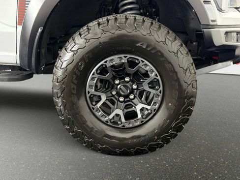 Used 2025 Ford F150 Raptor w/ Equipment Group 803A Raptor R AWD/4WD image 21