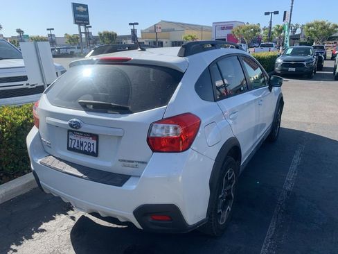 Used 2017 Subaru Crosstrek 2.0i Premium image 5