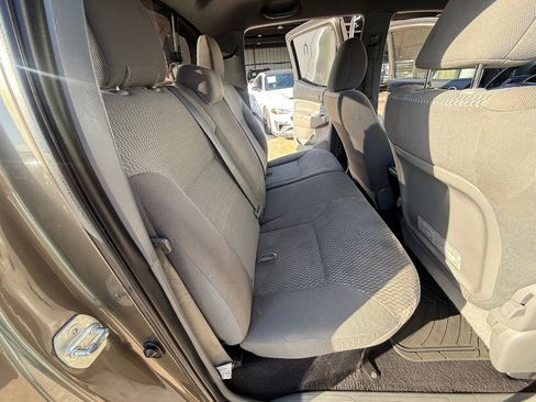 Used 2013 Toyota Tacoma PreRunner w/ SR5 Pkg image 18