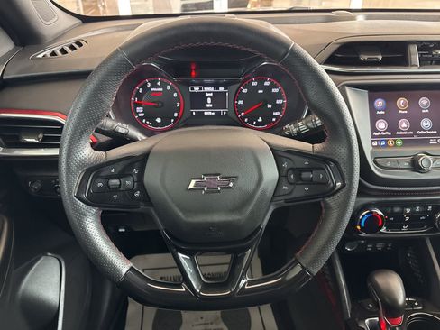 Used 2022 Chevrolet TrailBlazer RS image 19