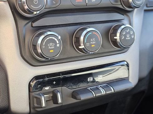 Used 2024 RAM 2500 Big Horn image 25