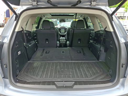 Used 2024 Subaru Ascent Limited w/ Technology Package AWD/4WD image 28