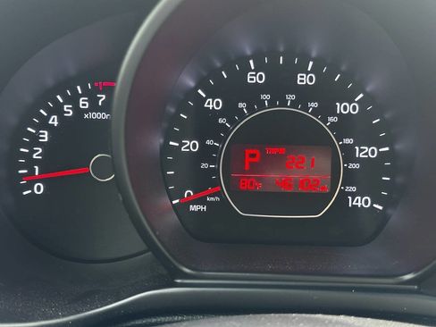 Used 2017 Kia Soul FWD image 7