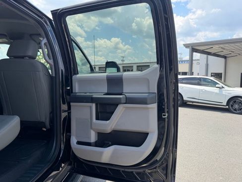 Used 2022 Ford F250 XL w/ STX Appearance Package AWD/4WD image 32