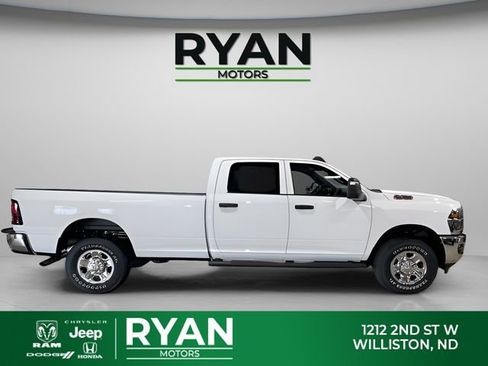 New 2026 RAM 2500 Tradesman AWD/4WD image 10