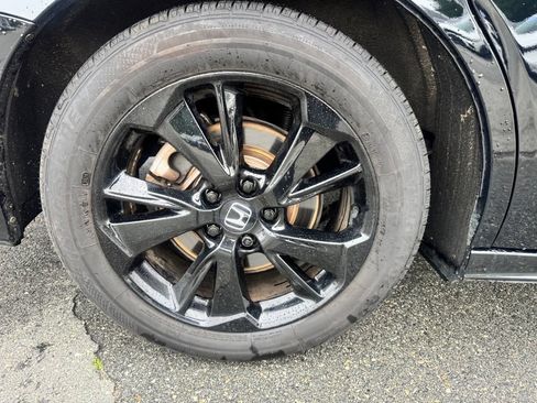 Used 2024 Honda Odyssey Sport image 35