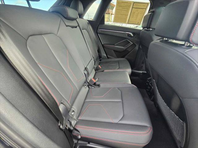 Used 2025 Audi Q3 2.0T Premium Plus w/ Premium Plus Package AWD/4WD image 12