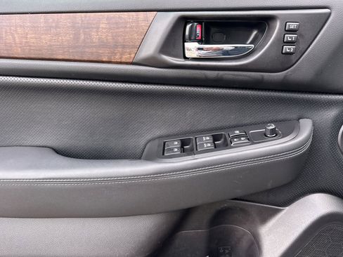 Used 2016 Subaru Outback 2.5i Limited image 14